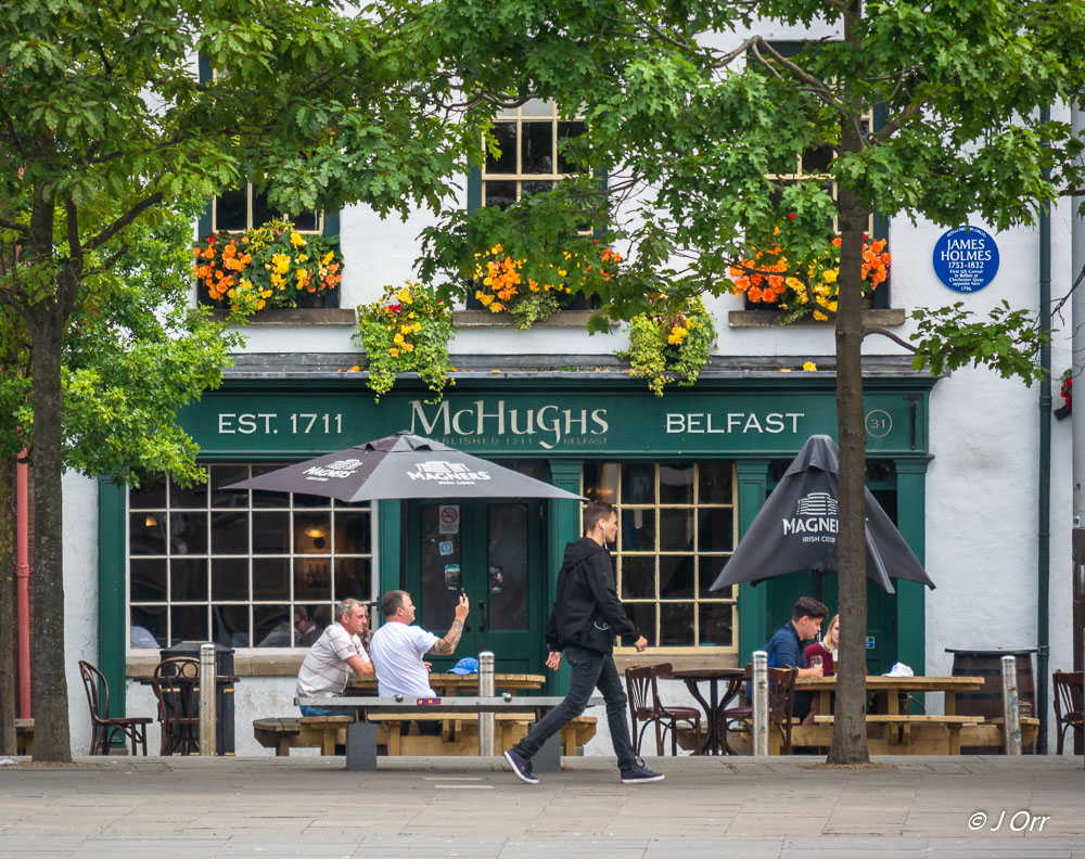 McHughs Bar, Belfast