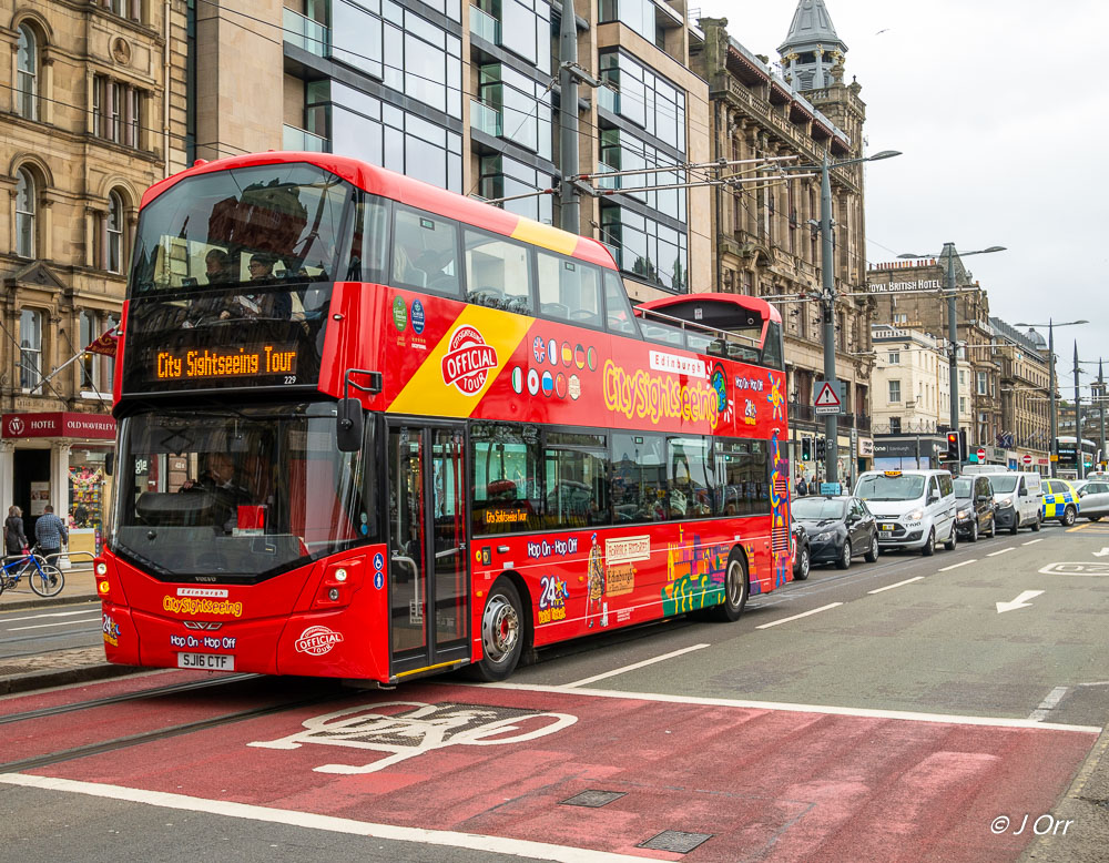 Edinburgh Tour Bus, Princes Street, Edinburgh