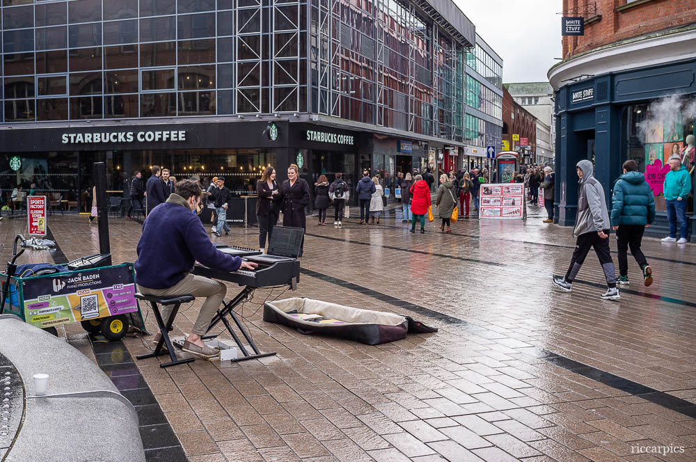 Entertainer, Belfast